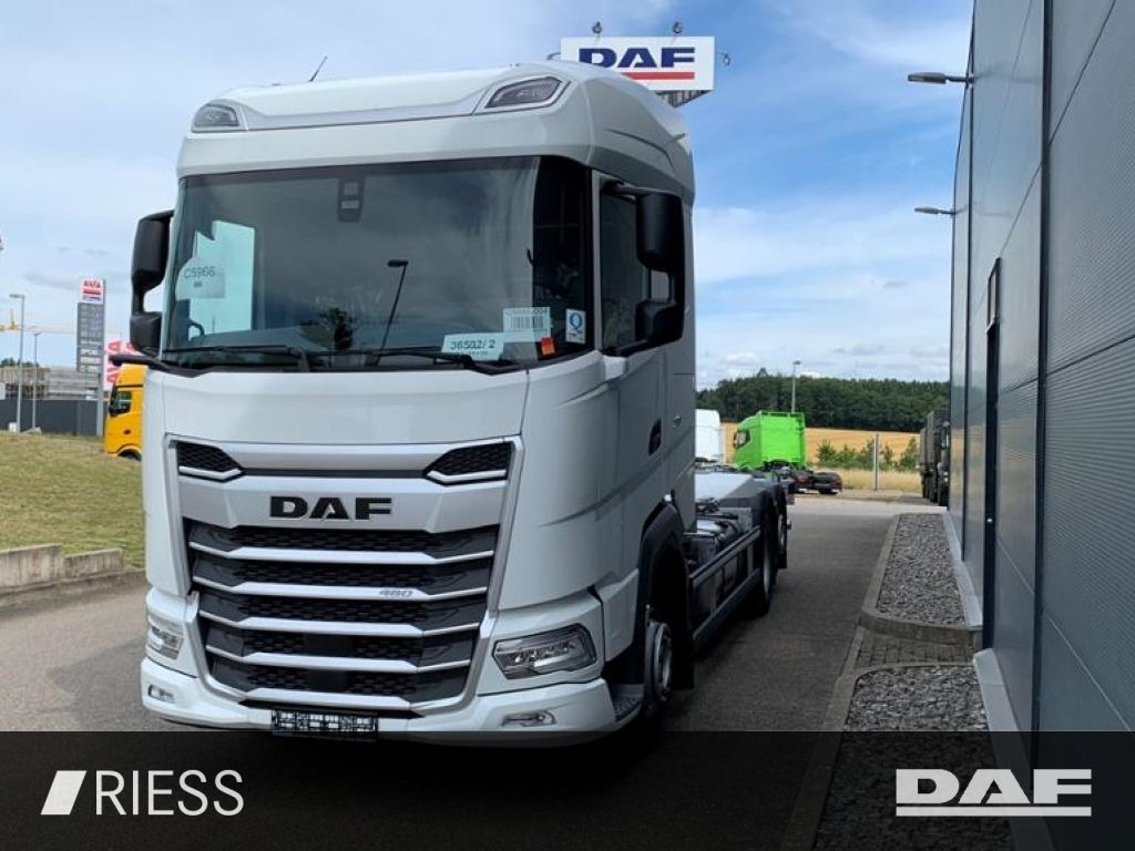 DAF XG 480 FAN 6X2 Multiwechsler 1120-1320 mm 2xAHK - Caminhão transportador de contêineres/ Caixa móvel: foto 5 DAF XG 480 FAN 6X2 Multiwechsler 1120-1320 mm 2xAHK - Caminhão transportador de contêineres/ Caixa móvel: foto 5