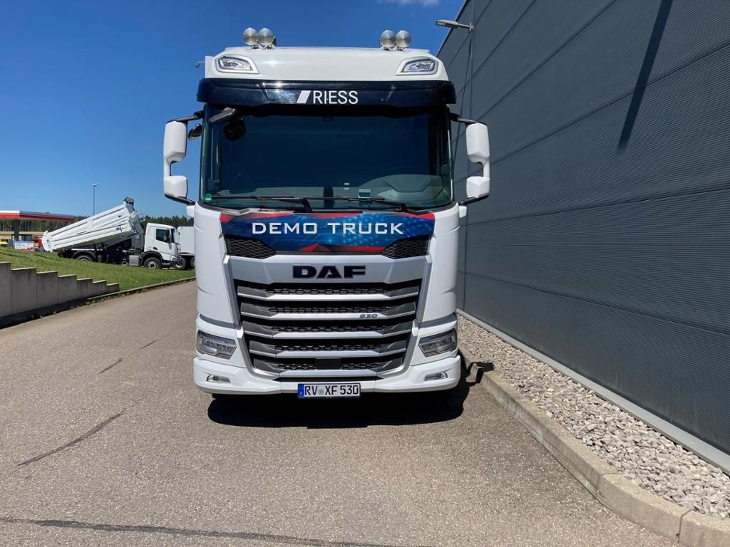 DAF XF 530 FT Alcoa Hydraulik LED Intarder ADR AT - Tractor: foto 3 DAF XF 530 FT Alcoa Hydraulik LED Intarder ADR AT - Tractor: foto 3