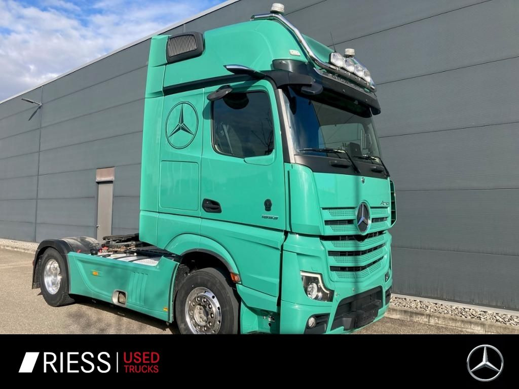 Mercedes-Benz Actros 1853 LS Giga Space Alcoa Hydraulik Navi Mercedes-Benz Actros 1853 LS Giga Space Alcoa Hydraulik Navi - Tractor: foto 1 Mercedes-Benz Actros 1853 LS Giga Space Alcoa Hydraulik Navi Mercedes-Benz Actros 1853 LS Giga Space Alcoa Hydraulik Navi - Tractor: foto 1
