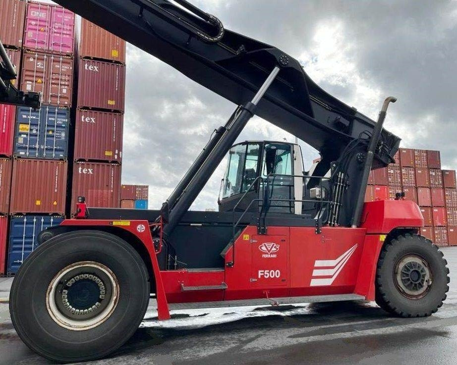 CVS Ferrari F500RS6 S - Reachstacker porta contentores: foto 3 CVS Ferrari F500RS6 S - Reachstacker porta contentores: foto 3