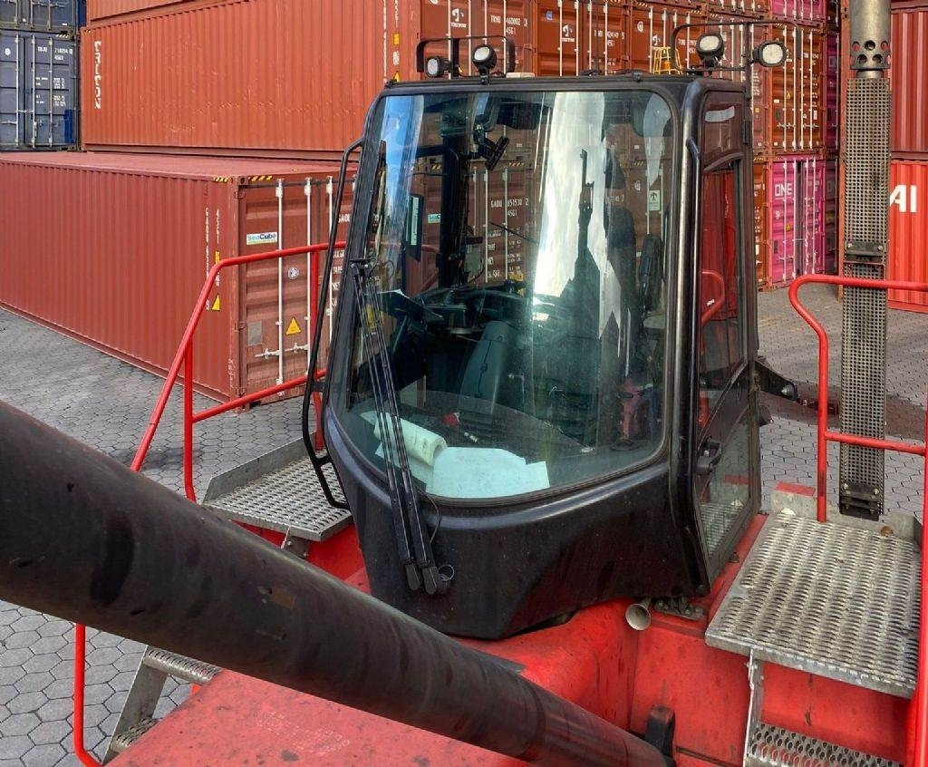 Hyster H10XM-ECD8 - Manipulador de contentor: foto 5 Hyster H10XM-ECD8 - Manipulador de contentor: foto 5