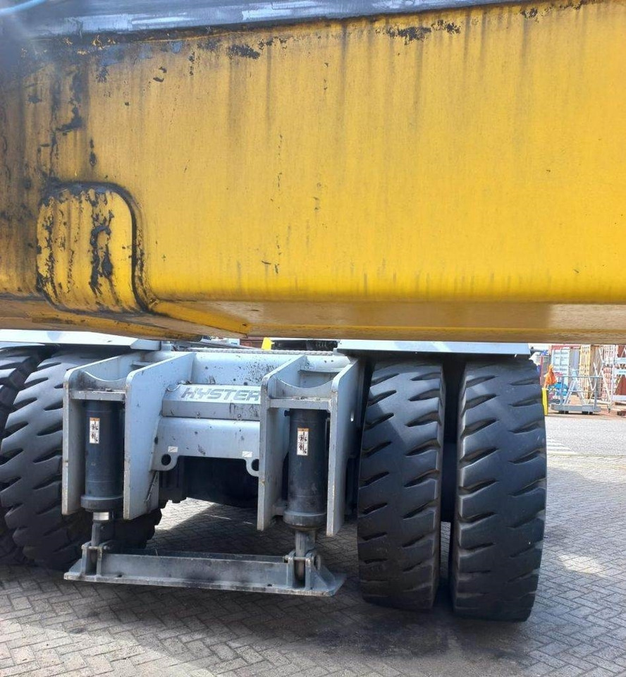 Hyster RS46-41XD/67S - Reachstacker porta contentores: foto 5 Hyster RS46-41XD/67S - Reachstacker porta contentores: foto 5
