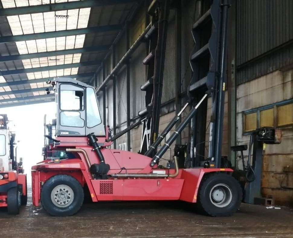 Kalmar DCF100-45E7 - Manipulador de contentor: foto 3 Kalmar DCF100-45E7 - Manipulador de contentor: foto 3