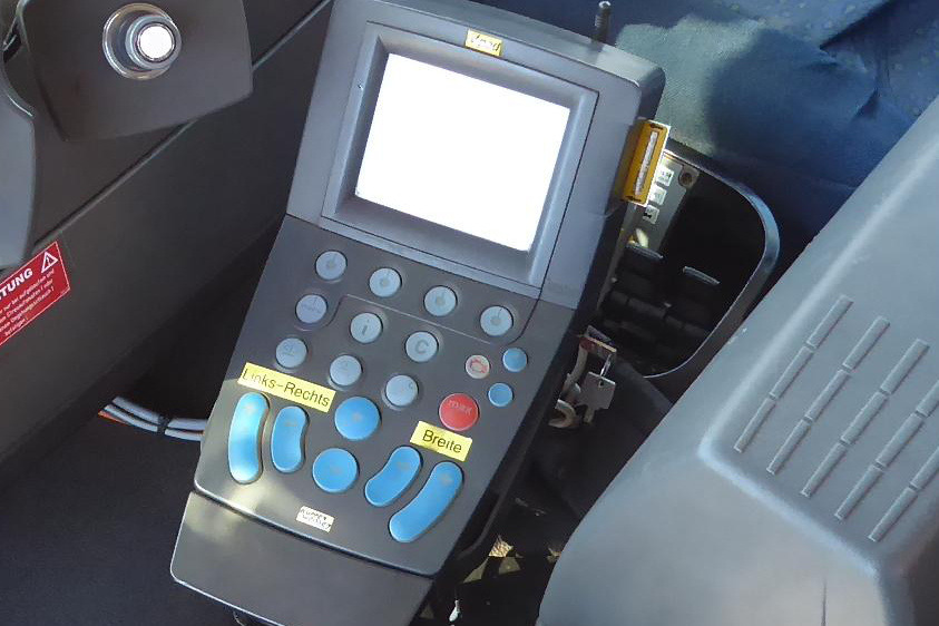 KÜPPER-WEISSSER/GMEINER/BUCHER Feuchtsalzstreuer Salzstreuer Streuer auf Abrollgestell - Espalhador de areia/ Sal de Caminhão polibenne: foto 4 KÜPPER-WEISSSER/GMEINER/BUCHER Feuchtsalzstreuer Salzstreuer Streuer auf Abrollgestell - Espalhador de areia/ Sal de Caminhão polibenne: foto 4