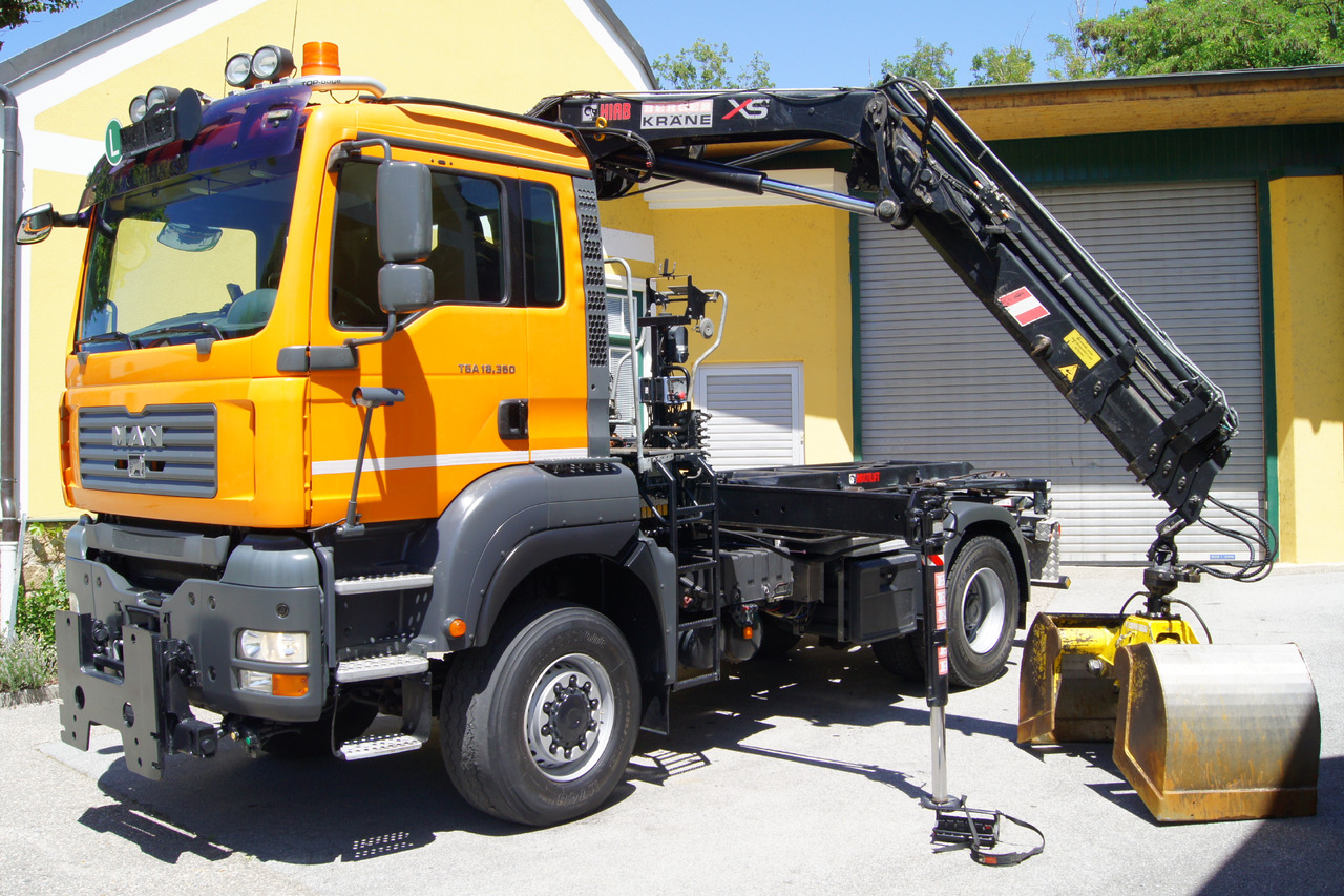 MAN TGA 18.360 BL 4x4/Euro 4/TÜV/HIAB 111/MULTILIFT/Winterdienst - Caminhão polibenne, Caminhão grua: foto 2 MAN TGA 18.360 BL 4x4/Euro 4/TÜV/HIAB 111/MULTILIFT/Winterdienst - Caminhão polibenne, Caminhão grua: foto 2