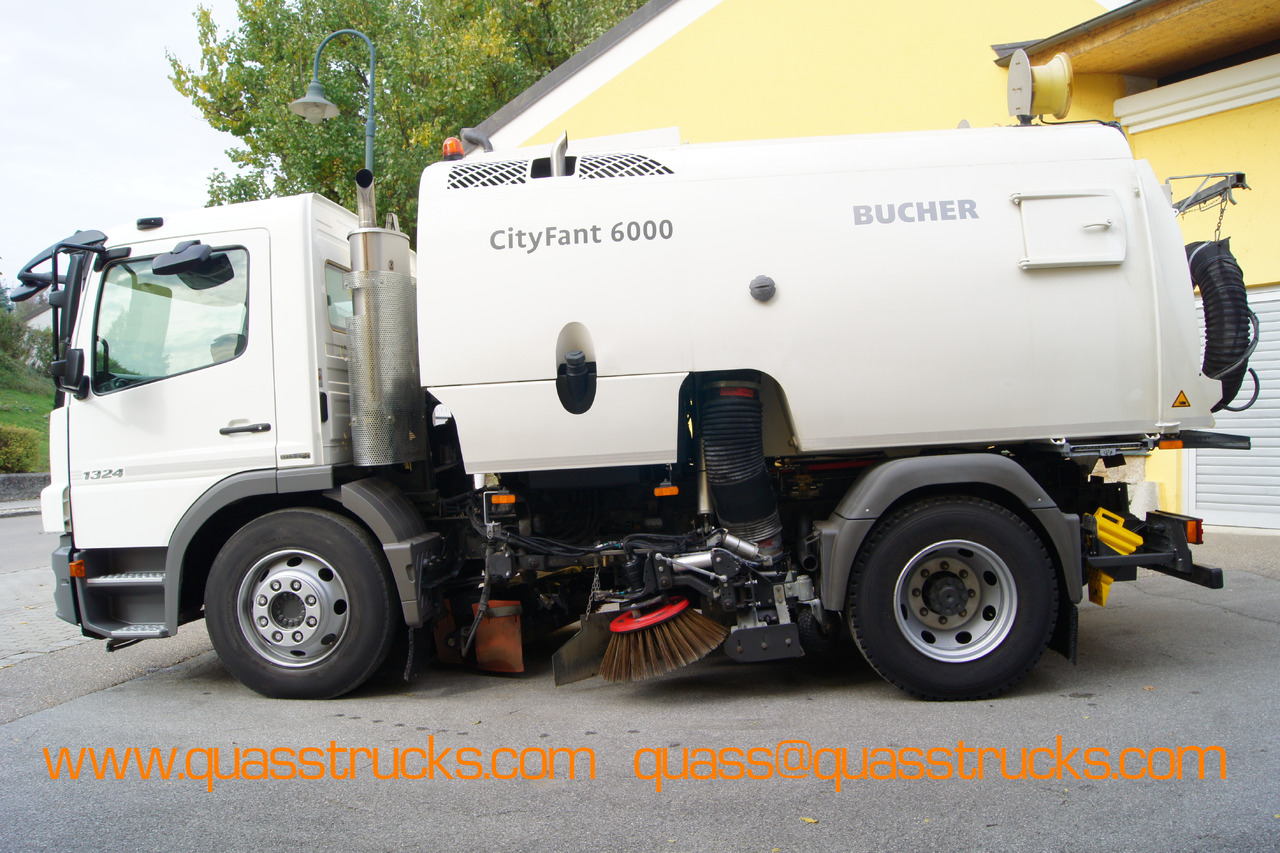 MERCEDES-BENZ ATEGO 1324 / BUCHER CityFant 6000 TWIN, beidseitig + Heck, Aufbaumotor - Varredora urbana: foto 3 MERCEDES-BENZ ATEGO 1324 / BUCHER CityFant 6000 TWIN, beidseitig + Heck, Aufbaumotor - Varredora urbana: foto 3