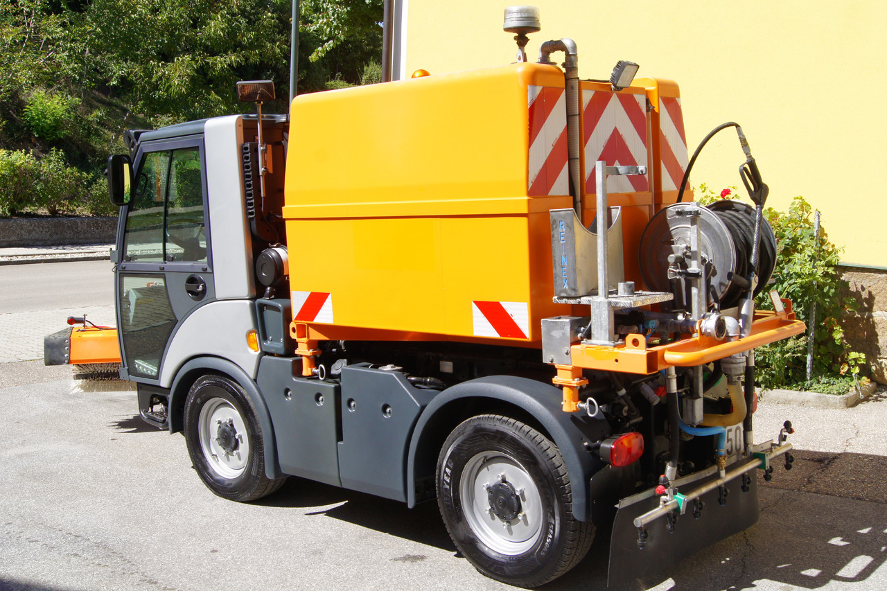 MULTICAR TREMO X56 Carrier CS/4x4/Euro 5/Besen/Wasserfass - Veículo limpa-neves: foto 3 MULTICAR TREMO X56 Carrier CS/4x4/Euro 5/Besen/Wasserfass - Veículo limpa-neves: foto 3