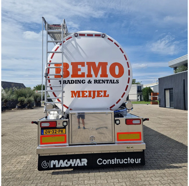 Magyar 36000 liter 1 kamer levensmiddelen tankoplegger TE HUUR / TE KOOP - Semirreboque tanque: foto 3 Magyar 36000 liter 1 kamer levensmiddelen tankoplegger TE HUUR / TE KOOP - Semirreboque tanque: foto 3