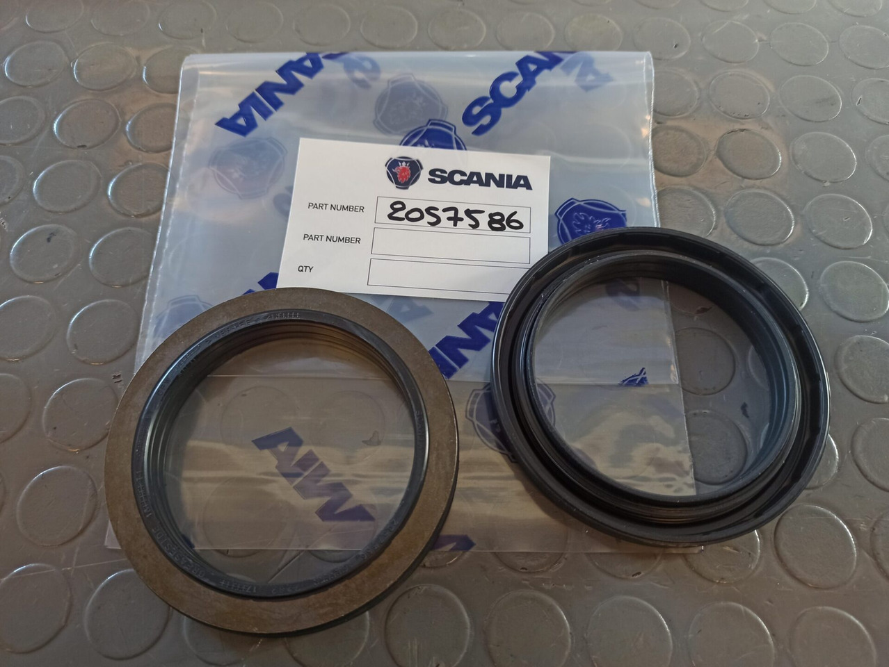 NEW ORIGINAL SEALING RING - 2057586 - Eixo e peças de Caminhão: foto 1 NEW ORIGINAL SEALING RING - 2057586 - Eixo e peças de Caminhão: foto 1