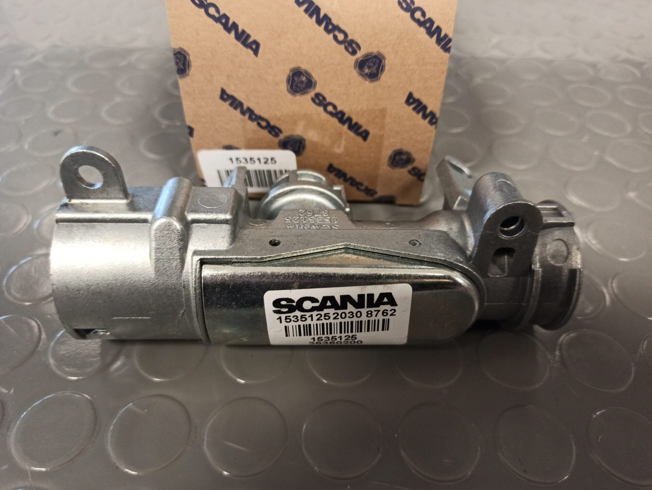 SCANIA STARTER LOCK - 1535125 - Motor de arranque de Caminhão: foto 1 SCANIA STARTER LOCK - 1535125 - Motor de arranque de Caminhão: foto 1