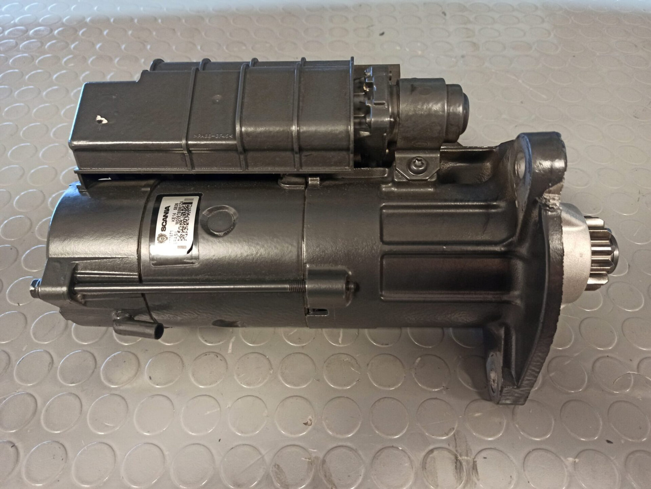 SCANIA STARTER MOTOR - 2708317 - Motor de arranque de Caminhão: foto 1 SCANIA STARTER MOTOR - 2708317 - Motor de arranque de Caminhão: foto 1