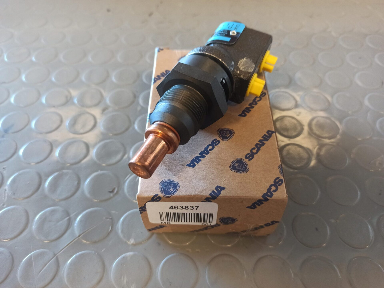 SCANIA THERMOSTAT VALVE - 463837 - Termóstato de Caminhão: foto 1 SCANIA THERMOSTAT VALVE - 463837 - Termóstato de Caminhão: foto 1