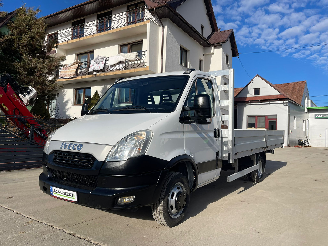 IVECO DAILY 55 150 - Furgão caixa aberta: foto 2 IVECO DAILY 55 150 - Furgão caixa aberta: foto 2