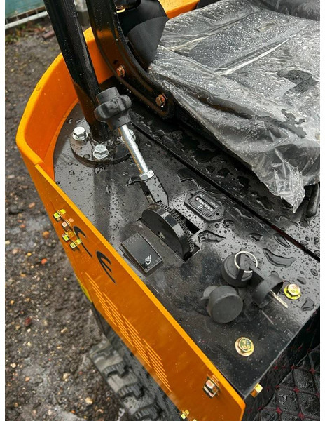 Mini escavadeira nuevo Beartrac HT10: foto 17