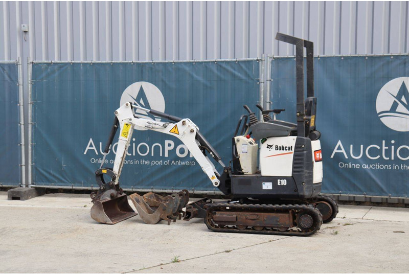 Bobcat E10 - Mini escavadeira: foto 3 Bobcat E10 - Mini escavadeira: foto 3