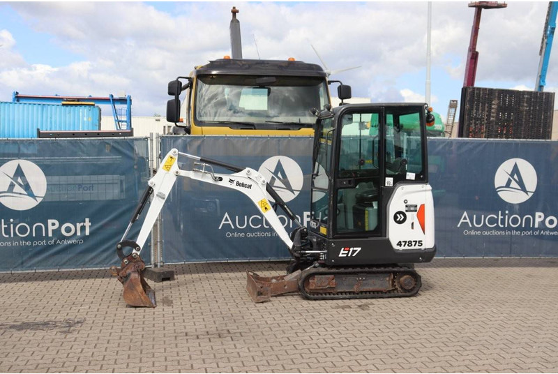 Bobcat E17 - Mini escavadeira: foto 1 Bobcat E17 - Mini escavadeira: foto 1