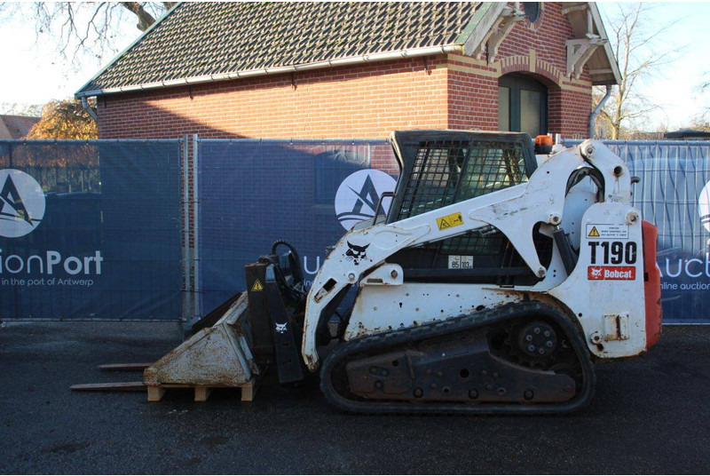 Bobcat T190 - Carregadeira de esteiras: foto 2 Bobcat T190 - Carregadeira de esteiras: foto 2