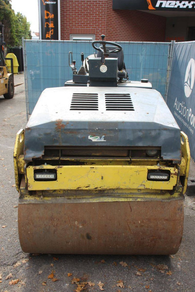 Bomag BW 135 AD - Placas vibratórias: foto 4 Bomag BW 135 AD - Placas vibratórias: foto 4