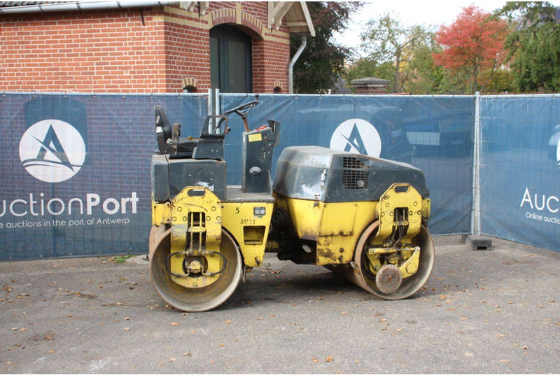 Bomag BW 135 AD - Placas vibratórias: foto 1 Bomag BW 135 AD - Placas vibratórias: foto 1