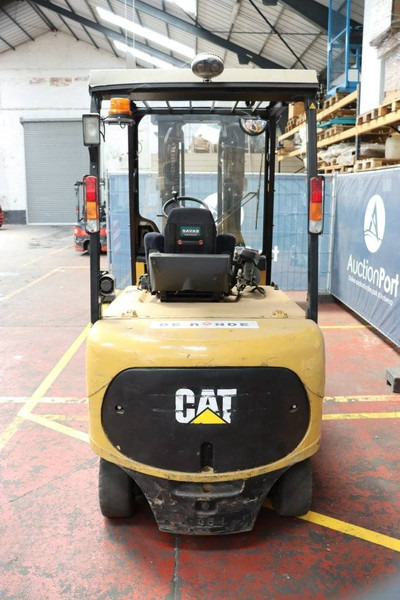 Cat EP35K-PAC - Empilhadeira elétrica: foto 5 Cat EP35K-PAC - Empilhadeira elétrica: foto 5