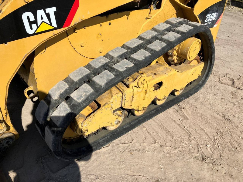 Carregadeira de esteiras Caterpillar 259B: foto 10