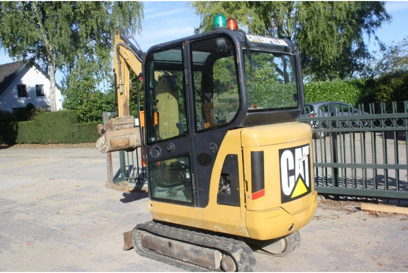 Caterpillar 301.6C - Mini escavadeira: foto 5 Caterpillar 301.6C - Mini escavadeira: foto 5