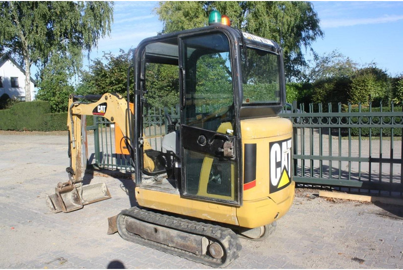 Caterpillar 301.6C - Mini escavadeira: foto 3 Caterpillar 301.6C - Mini escavadeira: foto 3