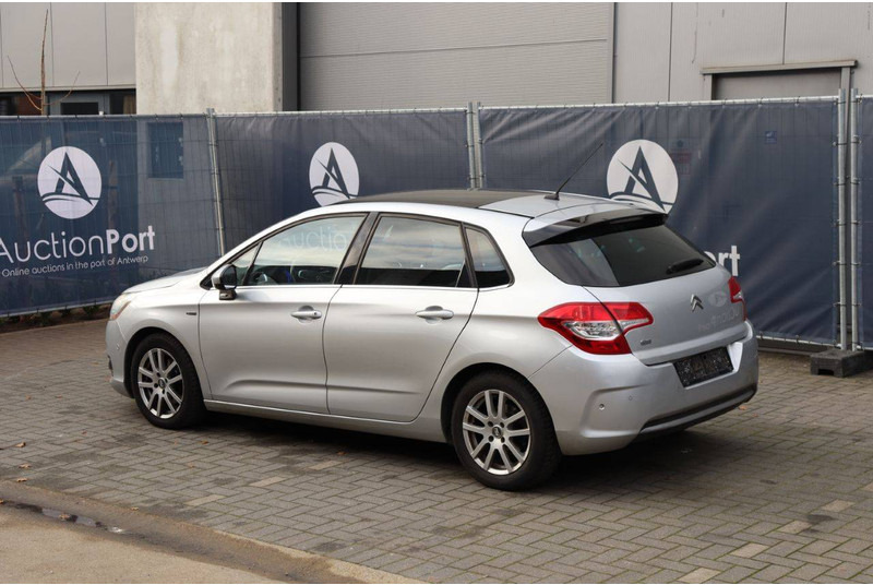 Citroën C4 - Sedã: foto 4 Citroën C4 - Sedã: foto 4