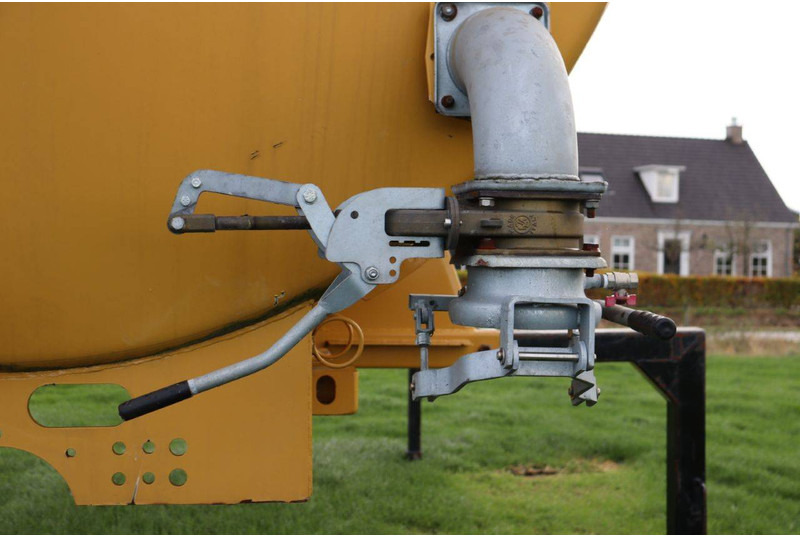 Bomba de água Custom Equipment 9000: foto 11 Bomba de água Custom Equipment 9000: foto 11