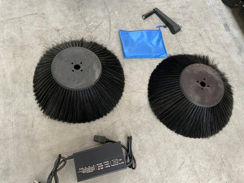 Daewoo DAS80 Zit - Varredora urbana: foto 5 Daewoo DAS80 Zit - Varredora urbana: foto 5