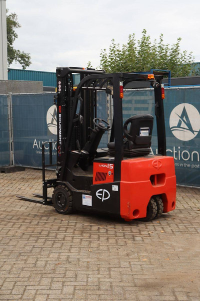EP Equipment CPD15TVL - Empilhadeira elétrica: foto 4 EP Equipment CPD15TVL - Empilhadeira elétrica: foto 4