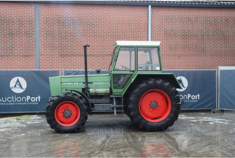 Fendt Favorit 610 LS Turbomatik - Trator: foto 1 Fendt Favorit 610 LS Turbomatik - Trator: foto 1