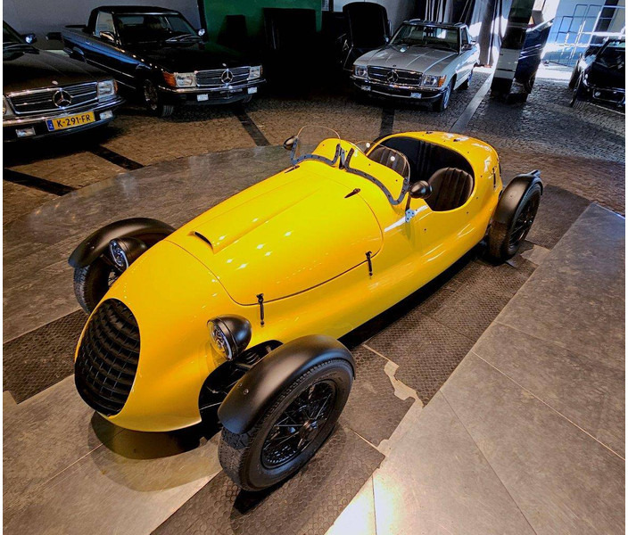 Ferrari Vintage Racer Ferrari-hommage Triumph - Sedã: foto 4 Ferrari Vintage Racer Ferrari-hommage Triumph - Sedã: foto 4