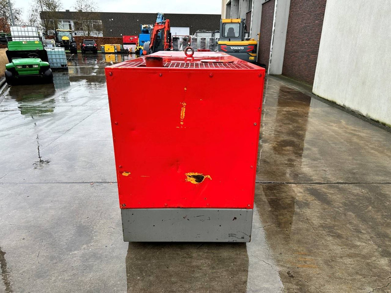 GESAN DPS100 - Gerador elétrico: foto 5 GESAN DPS100 - Gerador elétrico: foto 5