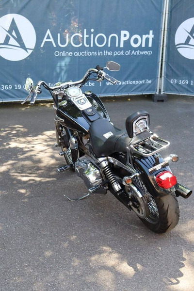 Harley-Davidson Dyna Super Glide - Motocicleta: foto 5 Harley-Davidson Dyna Super Glide - Motocicleta: foto 5