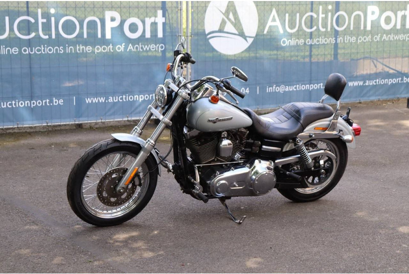 Motocicleta Harley-Davidson Super Glide Custom: foto 9