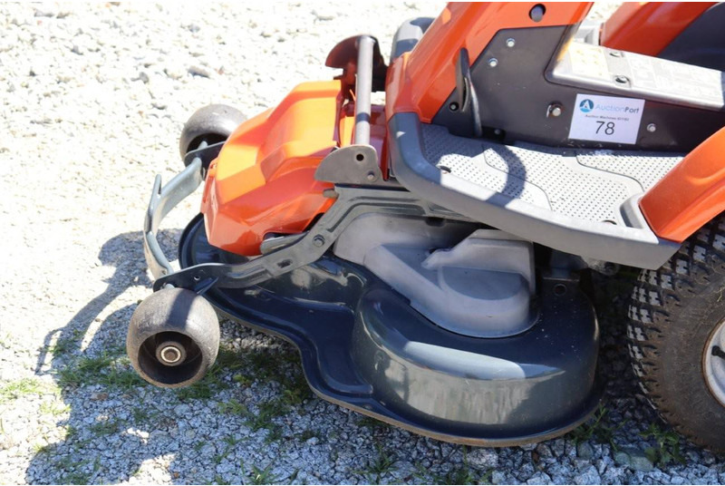 Cortador de grama Husqvarna R213C: foto 11