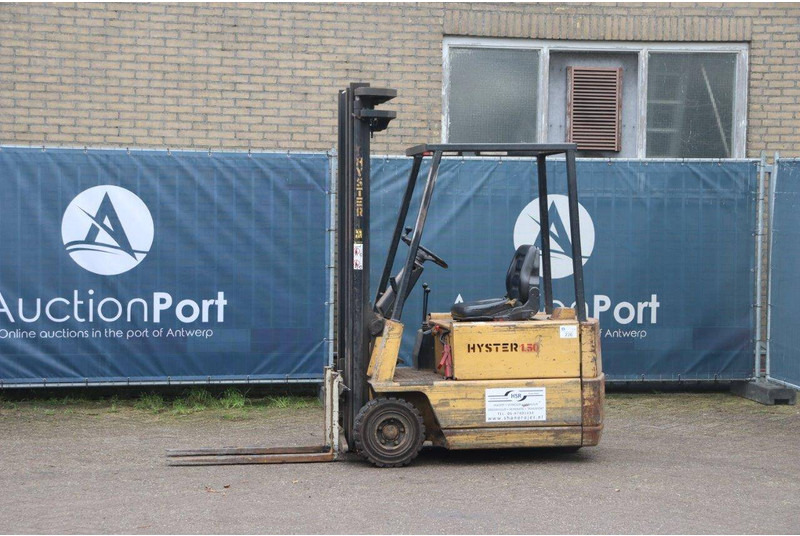 Hyster A150XL - Empilhadeira elétrica: foto 1 Hyster A150XL - Empilhadeira elétrica: foto 1