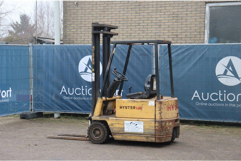 Hyster A150XL - Empilhadeira elétrica: foto 3 Hyster A150XL - Empilhadeira elétrica: foto 3