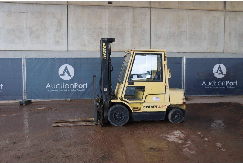 Hyster H2.50XM - Empilhadeira a diesel: foto 1 Hyster H2.50XM - Empilhadeira a diesel: foto 1