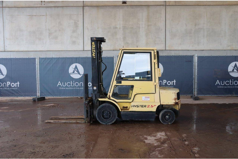 Hyster H2.50XM - Empilhadeira a diesel: foto 2 Hyster H2.50XM - Empilhadeira a diesel: foto 2