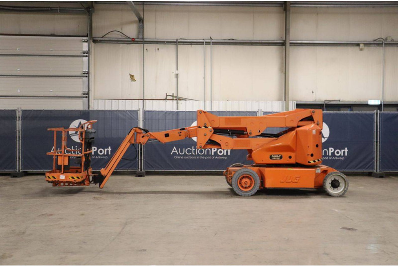 JLG E400AJPN - Plataforma articulada: foto 2 JLG E400AJPN - Plataforma articulada: foto 2