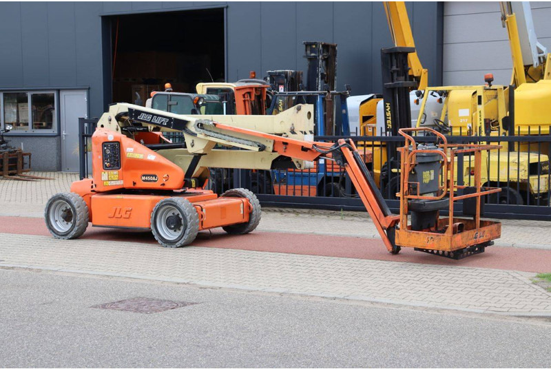 JLG M450AJ - Plataforma articulada: foto 3 JLG M450AJ - Plataforma articulada: foto 3