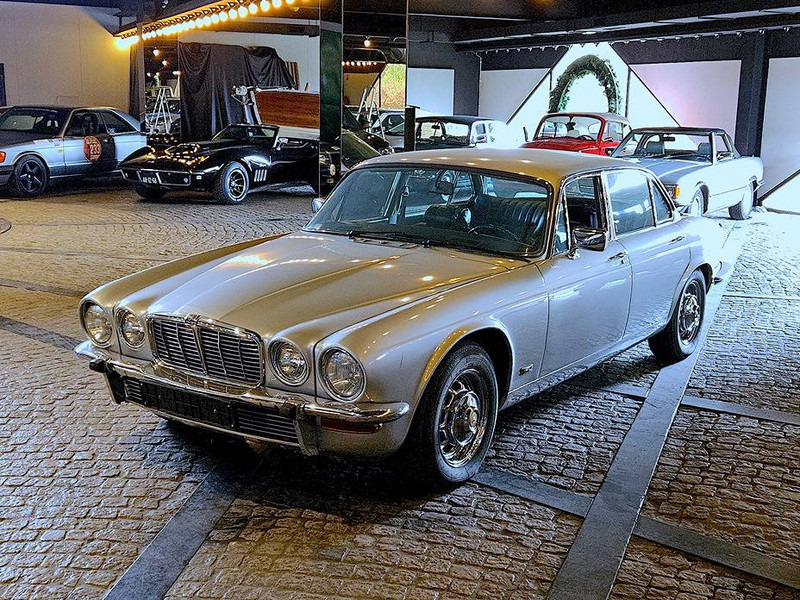 Jaguar XJ (series II) 4.2 Automatic - Sedã: foto 1 Jaguar XJ (series II) 4.2 Automatic - Sedã: foto 1