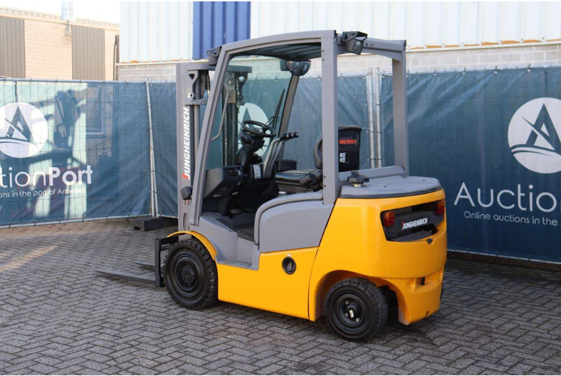 Jungheinrich DFG 316 - Empilhadeira a diesel: foto 3 Jungheinrich DFG 316 - Empilhadeira a diesel: foto 3