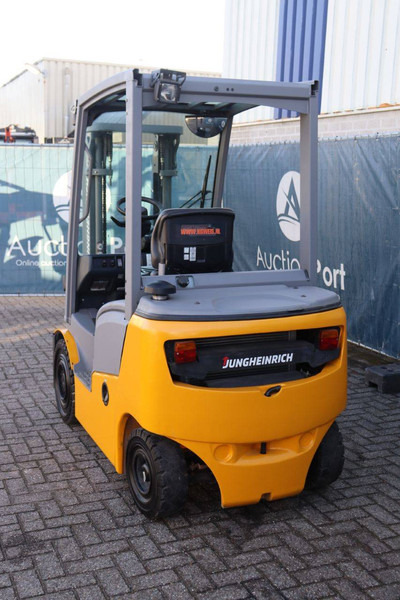 Jungheinrich DFG 316 - Empilhadeira a diesel: foto 4 Jungheinrich DFG 316 - Empilhadeira a diesel: foto 4