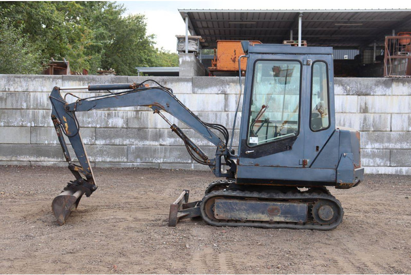 Komatsu PC10-6 - Escavadora de rastos: foto 2 Komatsu PC10-6 - Escavadora de rastos: foto 2