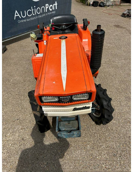 Kubota B1400 - Trator: foto 5 Kubota B1400 - Trator: foto 5