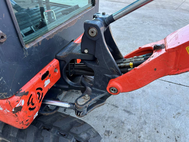 Mini escavadeira Kubota KX016-4: foto 14