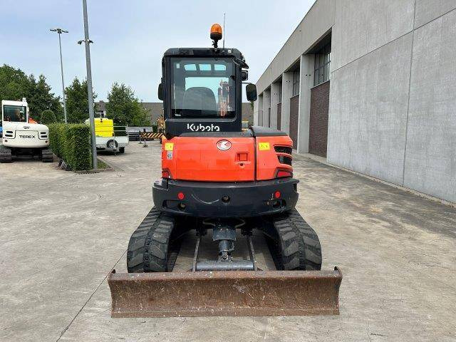 Kubota U55-4 - Escavadora de rastos: foto 5 Kubota U55-4 - Escavadora de rastos: foto 5